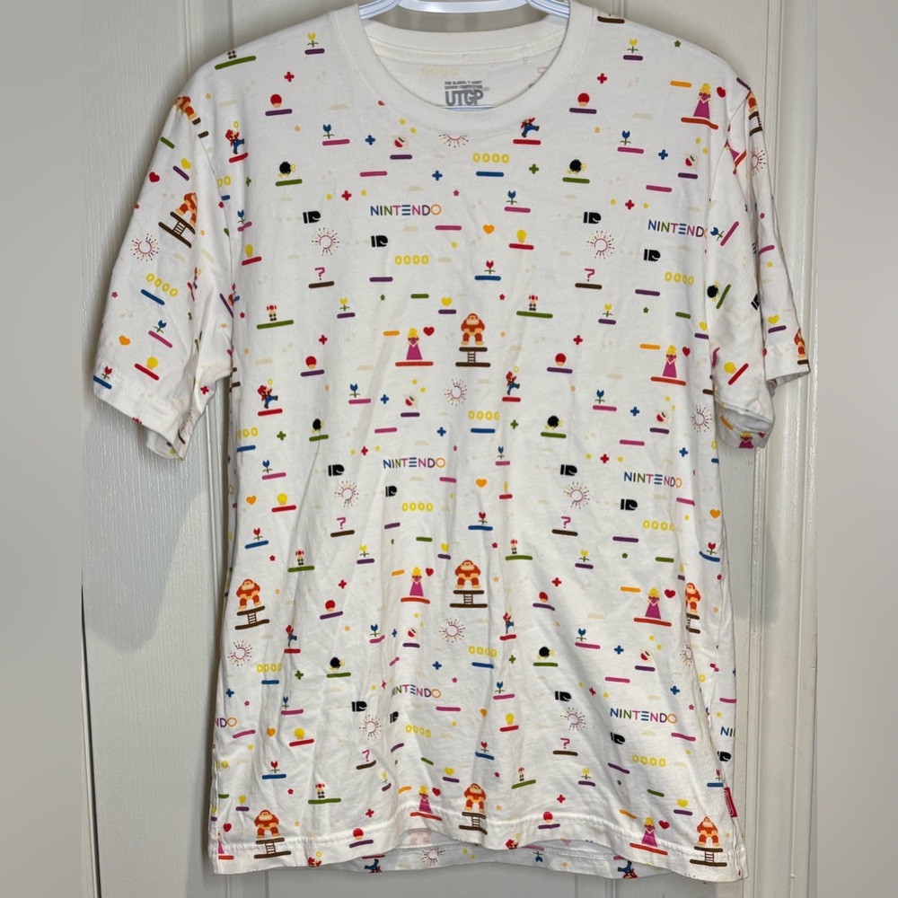 Nintendo UTGP T-Shirt Mario Bros Competition AOP White Multicolor Mens Size M